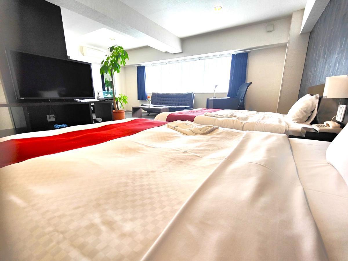 Kurume Hotel Esprit Esterno foto