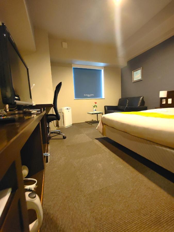 Kurume Hotel Esprit Esterno foto