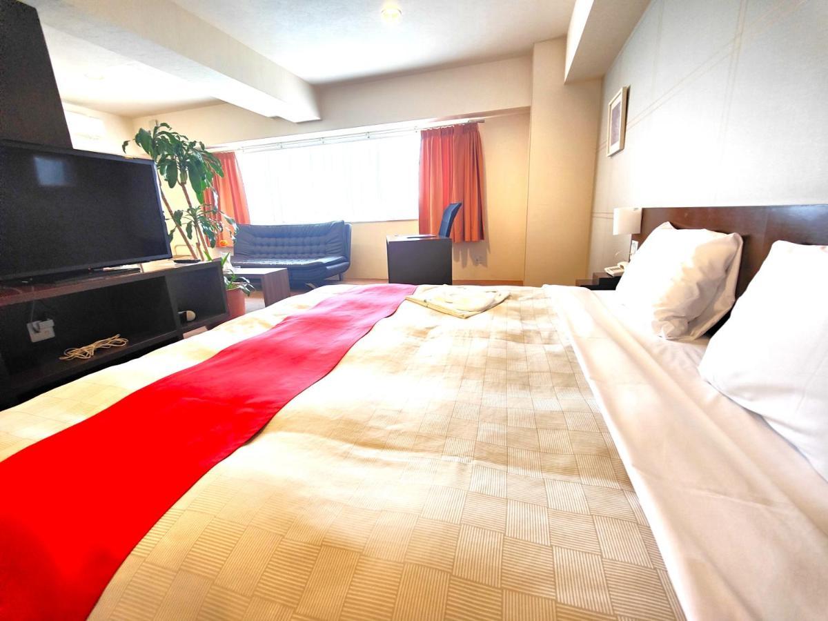 Kurume Hotel Esprit Esterno foto