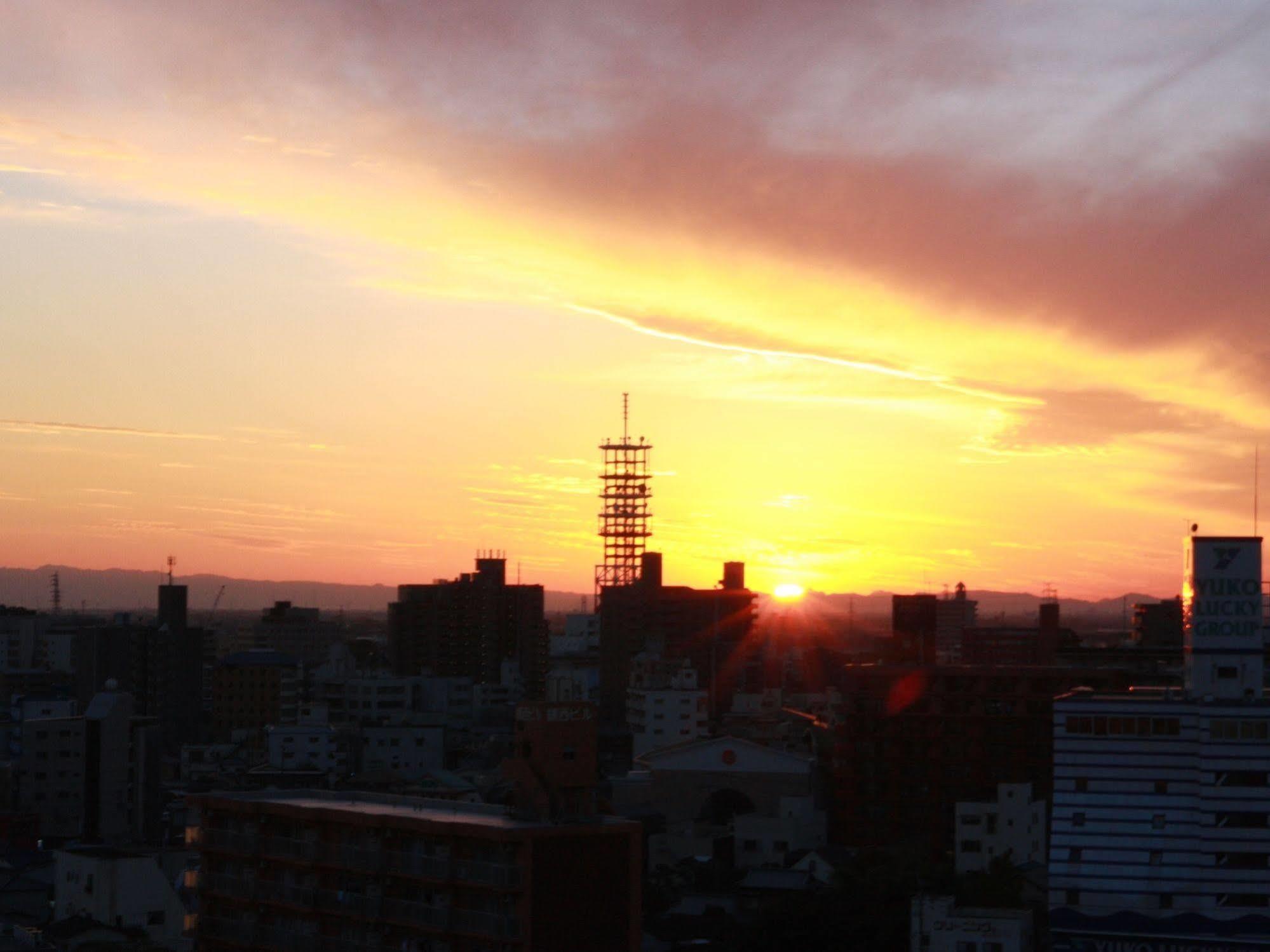 Kurume Hotel Esprit Esterno foto